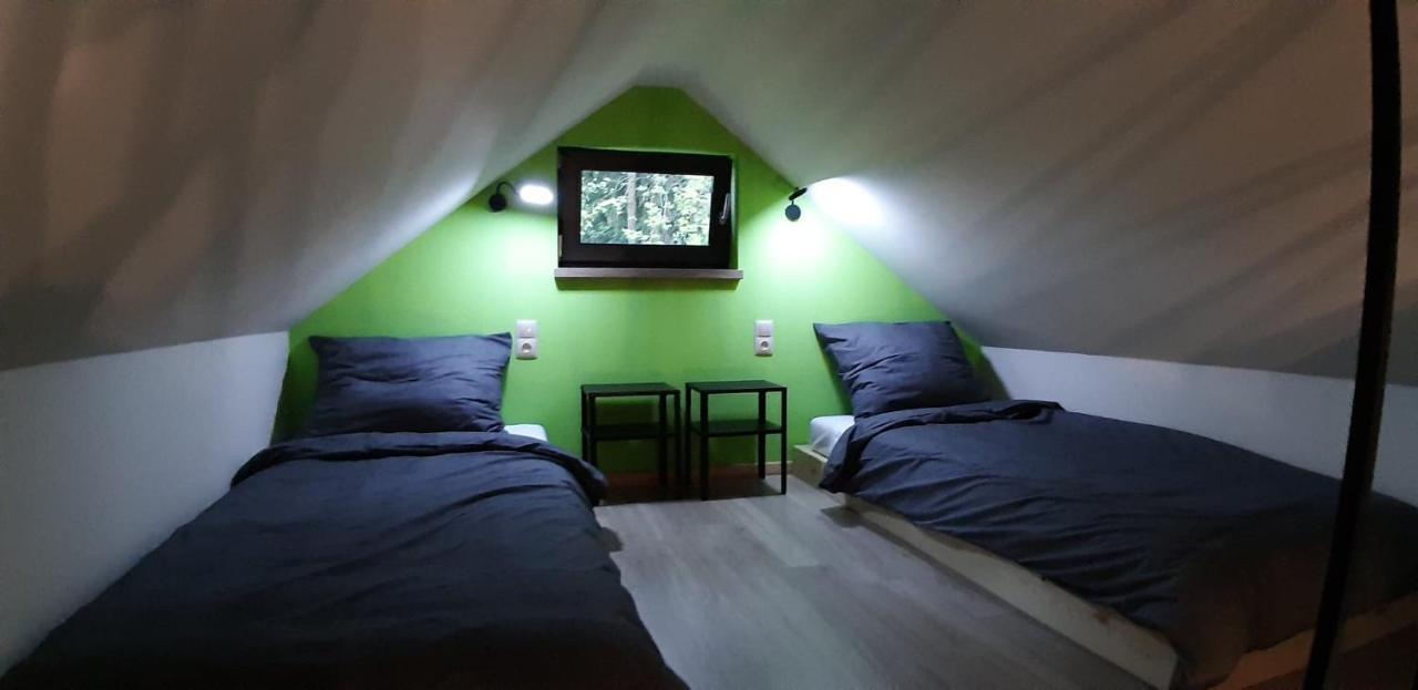 Osada Pod Lasem Andrychów Esterno foto